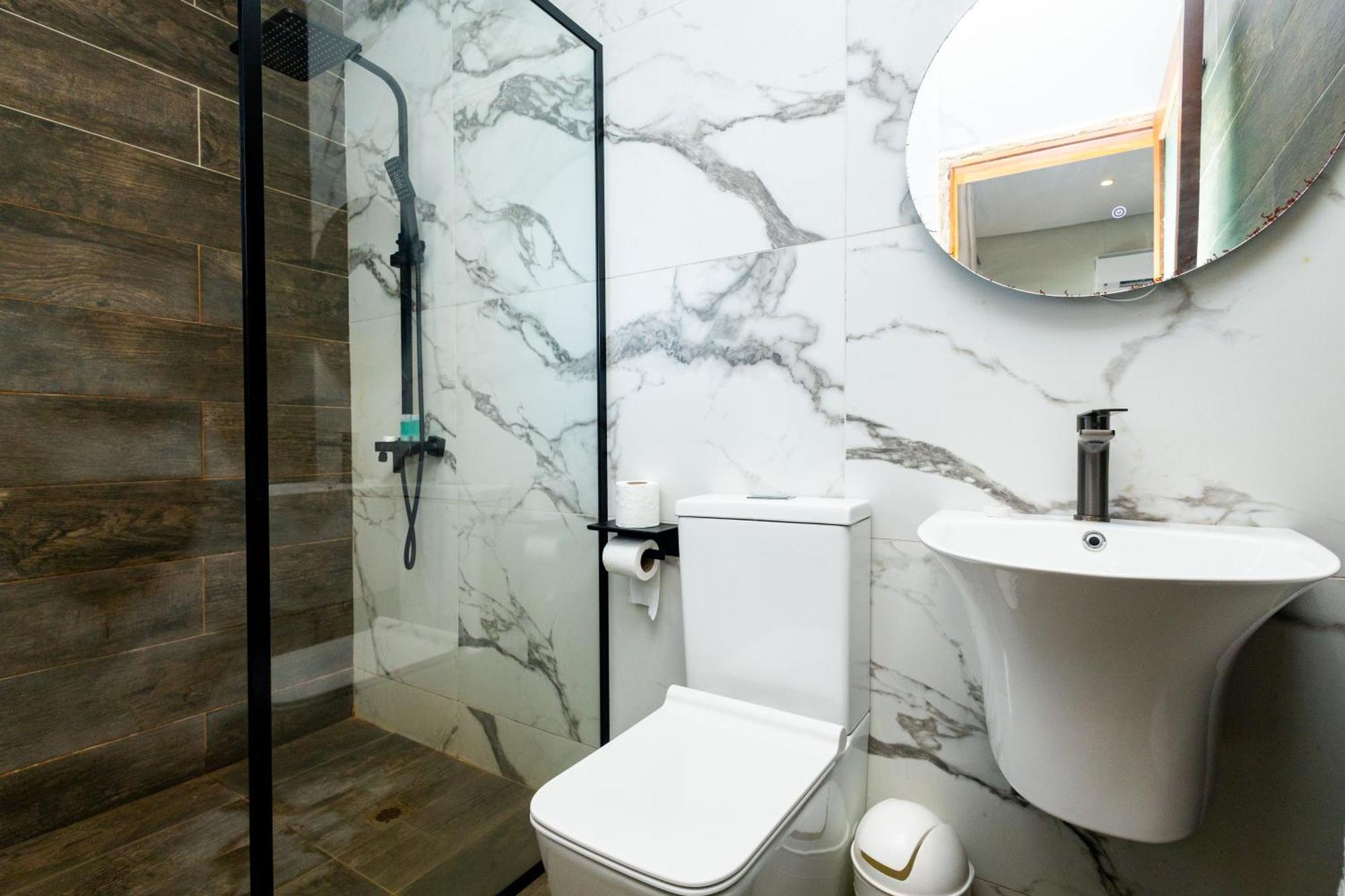Serenity Terraces Beach, Hotel - Kokrobite Luaran gambar